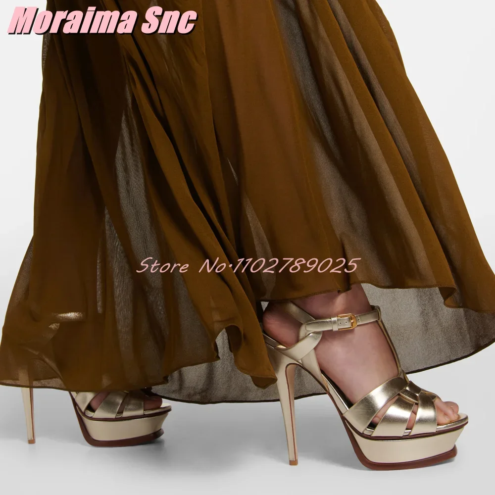 Platform Waeve T-strap Square  - огляд і ціна Wide Fit Heels