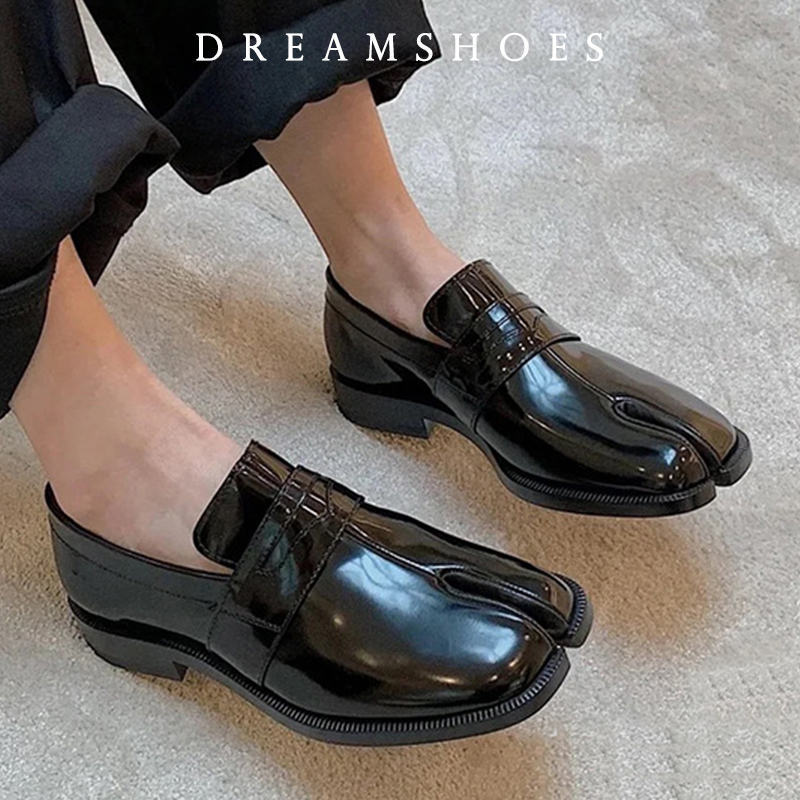 Tabi Shoes Slip On Loafer for  - огляд і ціна Women'S Shoes Hey Dude