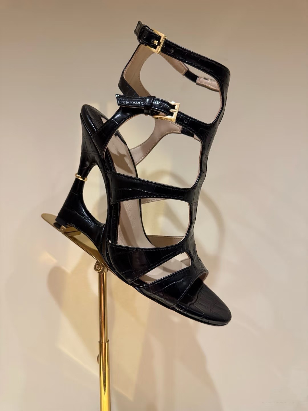 2026Women's Summer Irregular H - огляд і ціна Gladiator Sandal Women