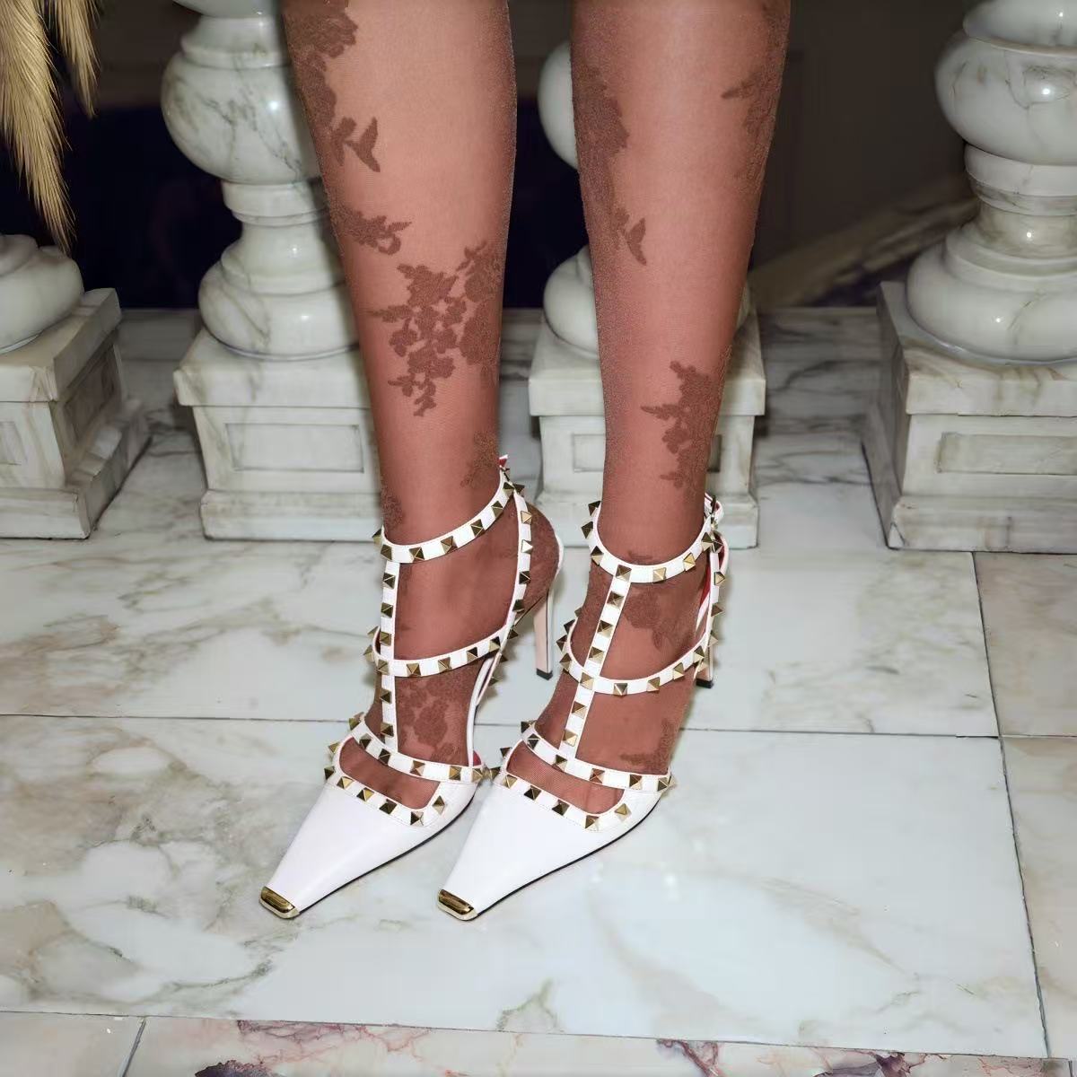 Women's Rivet Studded Pointed  - огляд і ціна Gladiator Sandal Women