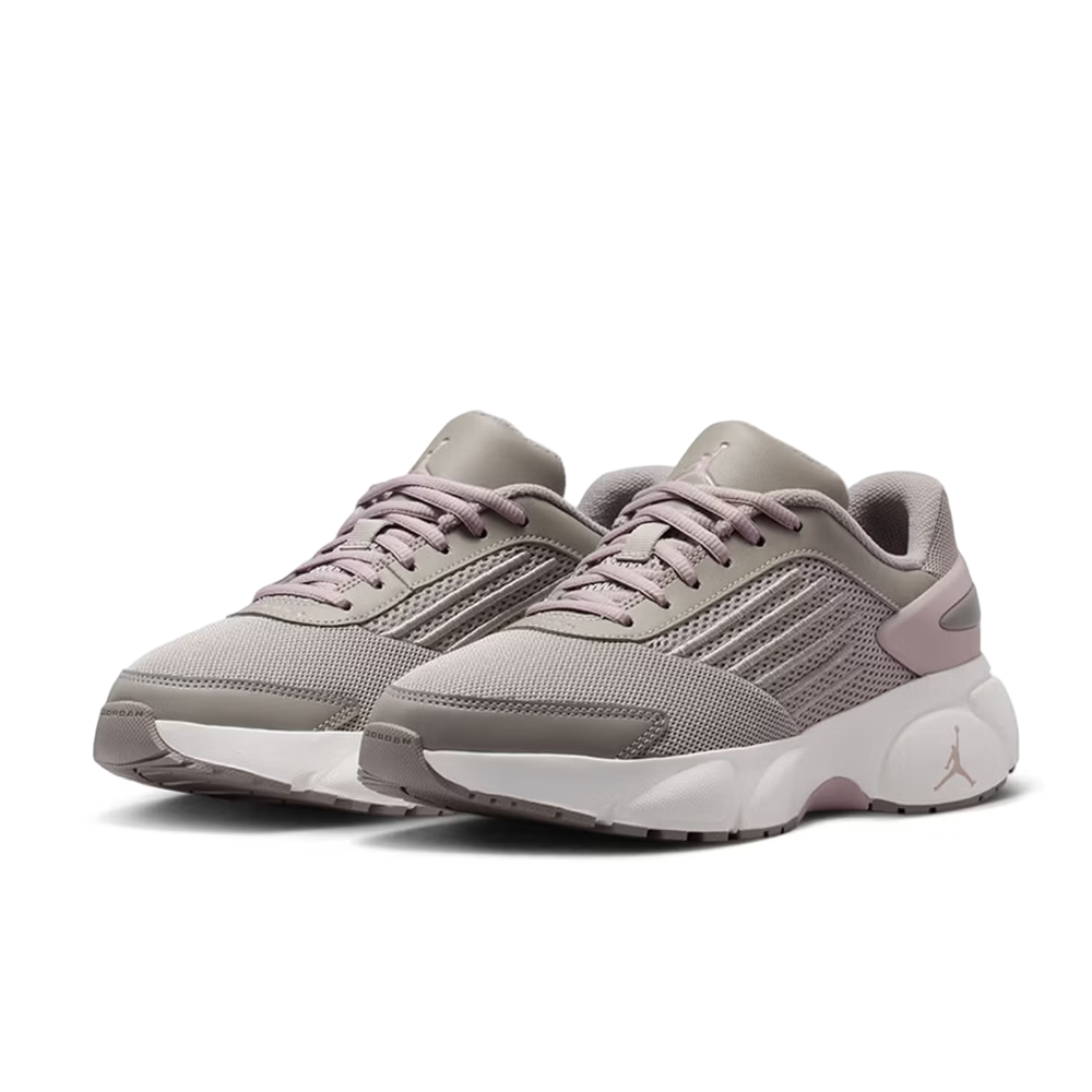 Nike Jordan TRUNNER FLOW: Comf - огляд і ціна Women Shoes Jordan