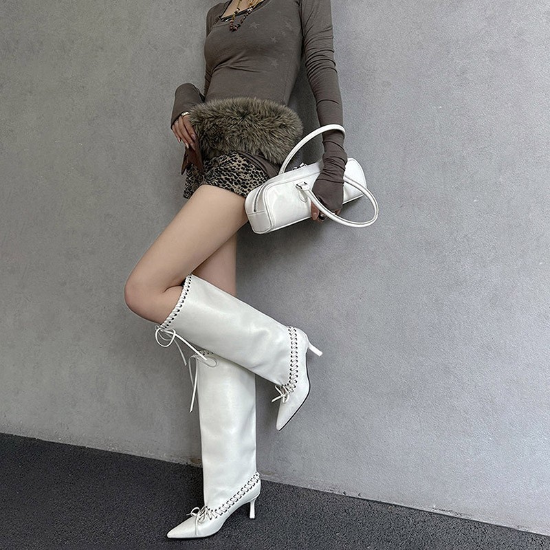 Fashionable versatile hot girl - огляд і ціна Wide Fit Heels